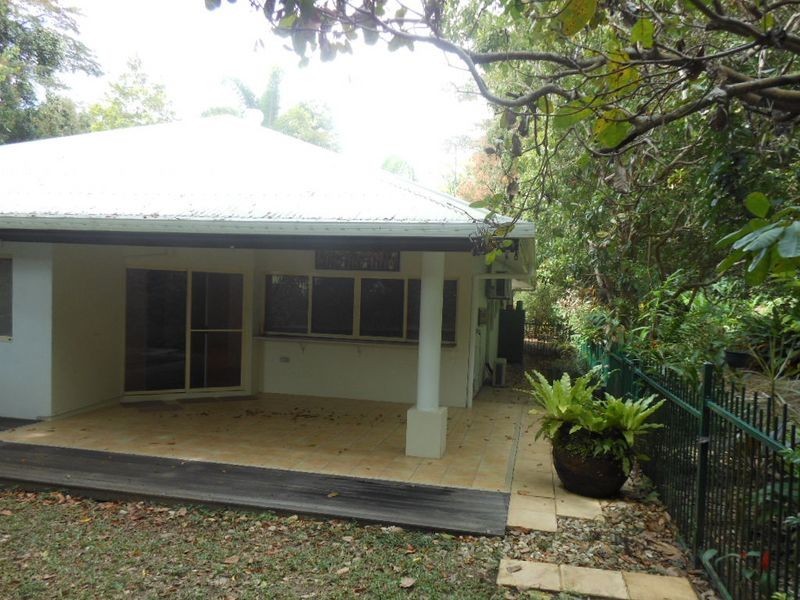 1/12 Murchison Street, Whitfield QLD 4870