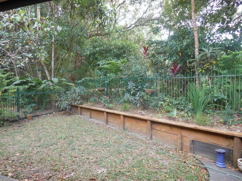 1/12 Murchison Street, Whitfield QLD 4870