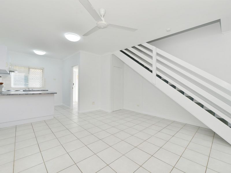 UNIT 6/9 Balaclava Road, Earlville QLD 4870