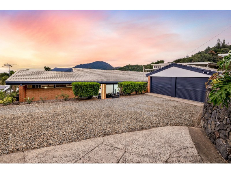 87-89 Nolan Street, Whitfield QLD 4870