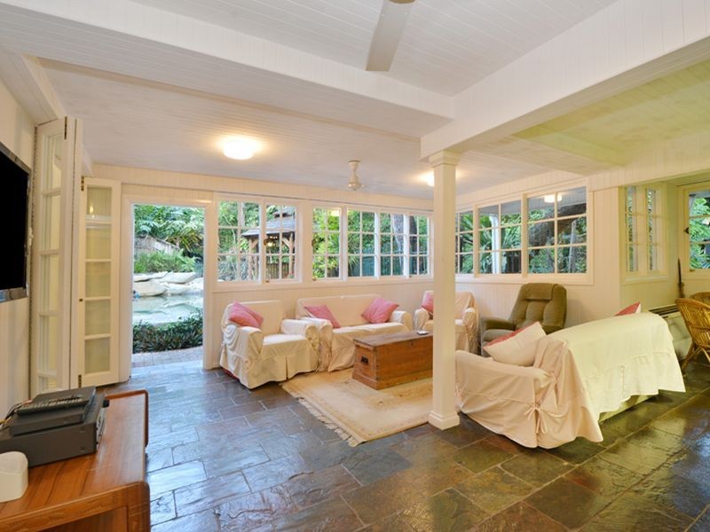 31 Bellevue Crescent, Edge Hill QLD 4870