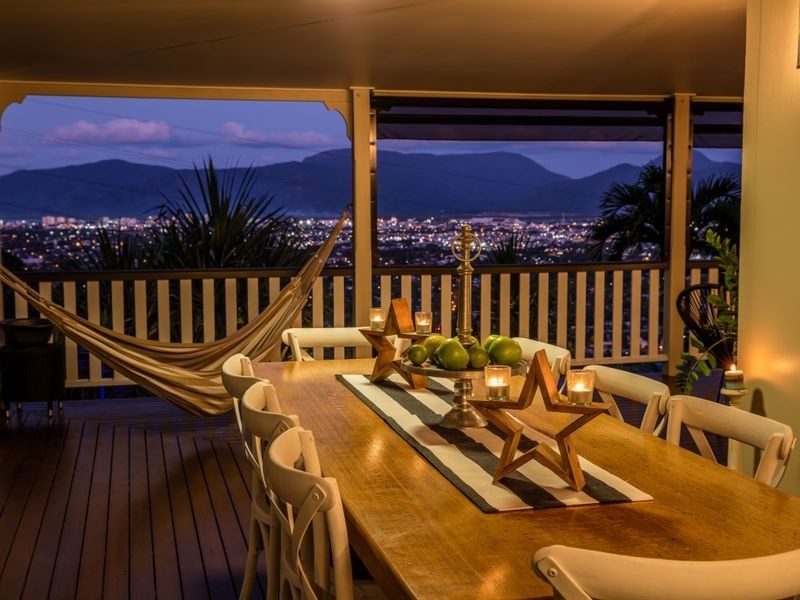 8 Oceanview Place (City View), Mooroobool QLD 4870