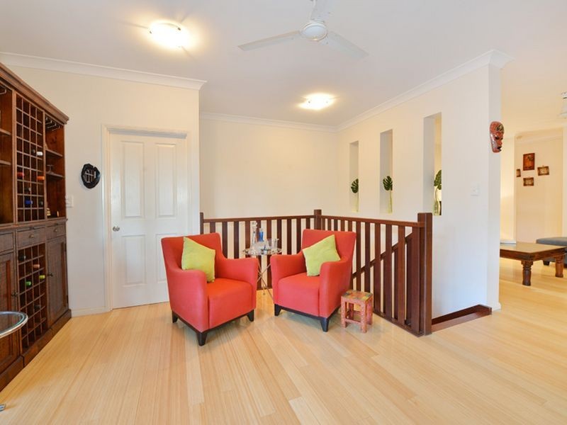 6 Grace Close, Whitfield QLD 4870