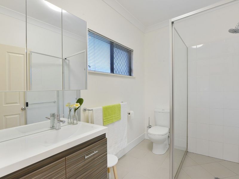 6 Grace Close, Whitfield QLD 4870