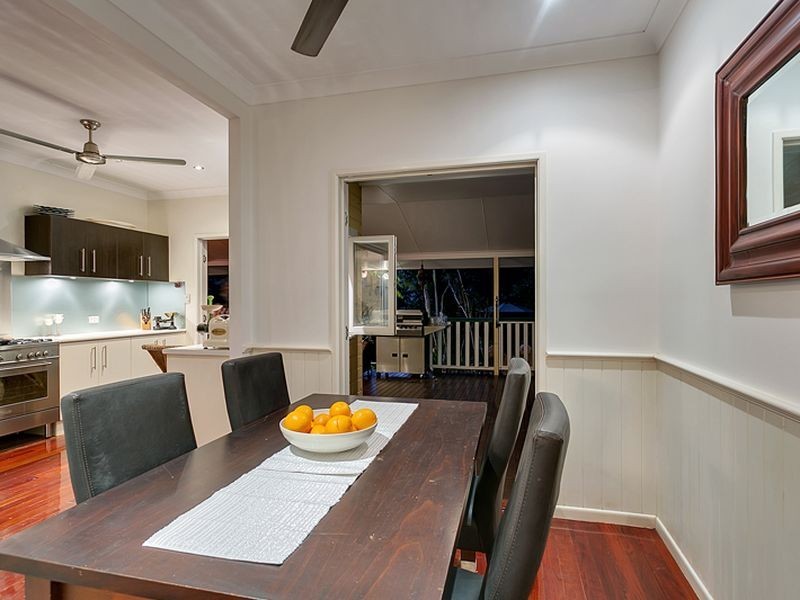 33 Lookout Terrace, Trinity Beach QLD 4879