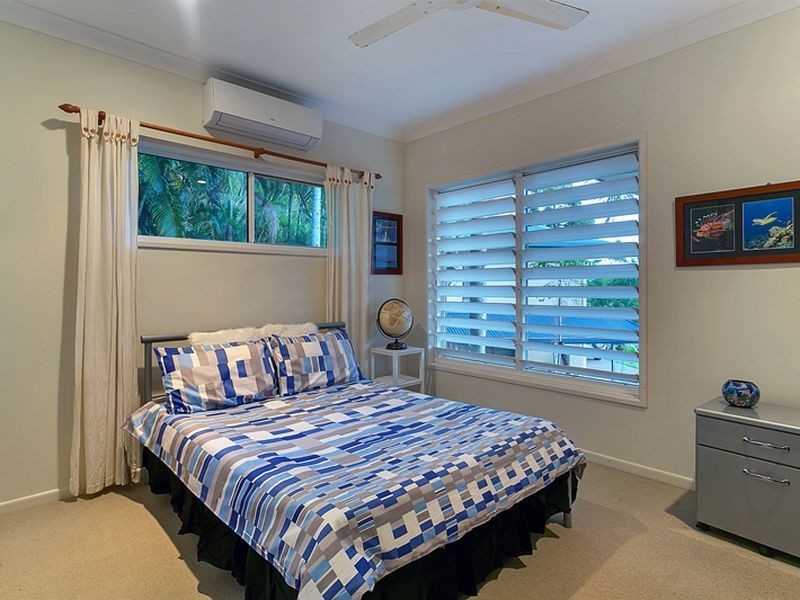 33 Lookout Terrace, Trinity Beach QLD 4879