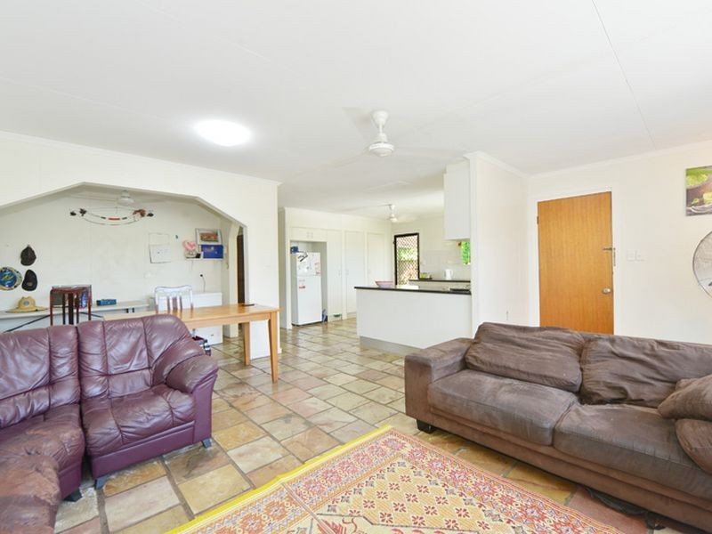 259 Aumuller Street, Westcourt QLD 4870