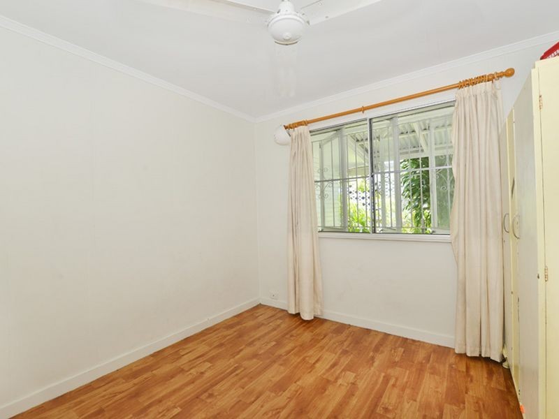 259 Aumuller Street, Westcourt QLD 4870