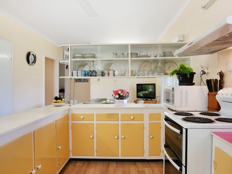 115 English Street, Manunda QLD 4870