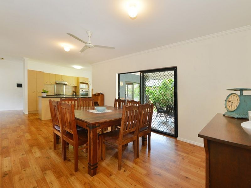 10 Acmena Close, Redlynch QLD 4870