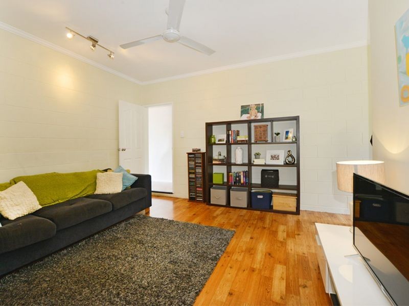 10 Acmena Close, Redlynch QLD 4870