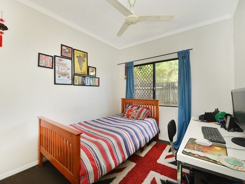 10 Acmena Close, Redlynch QLD 4870