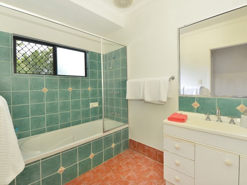 10 Acmena Close, Redlynch QLD 4870