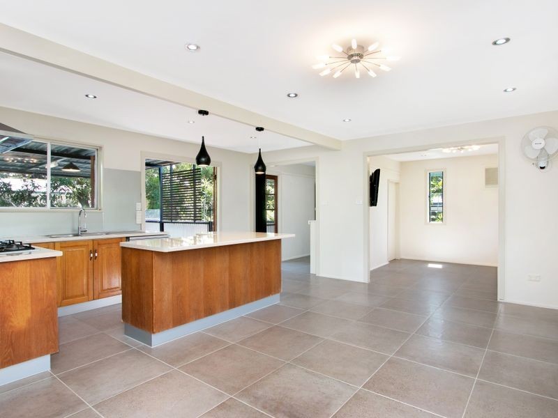 23 Christensen Street, Machans Beach QLD 4878