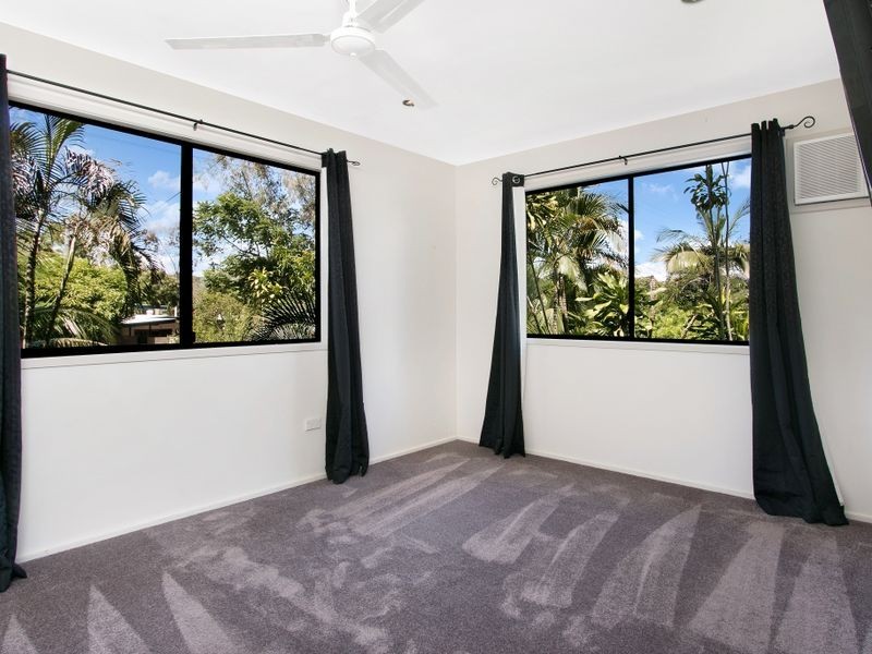 23 Christensen Street, Machans Beach QLD 4878