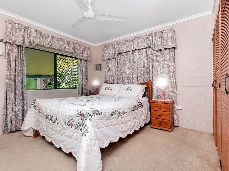 14 Coolabah Close, White Rock QLD 4868