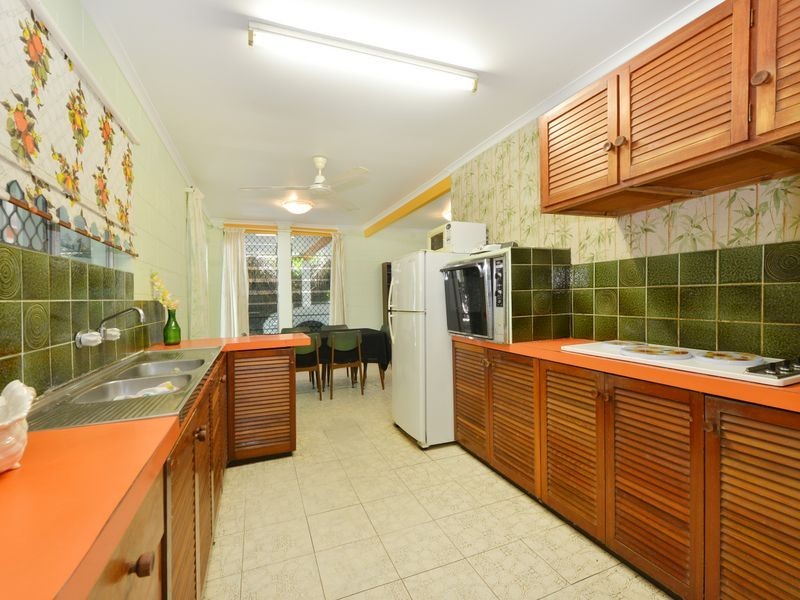 167 Greenslopes Street, Edge Hill QLD 4870
