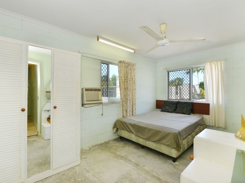 167 Greenslopes Street, Edge Hill QLD 4870