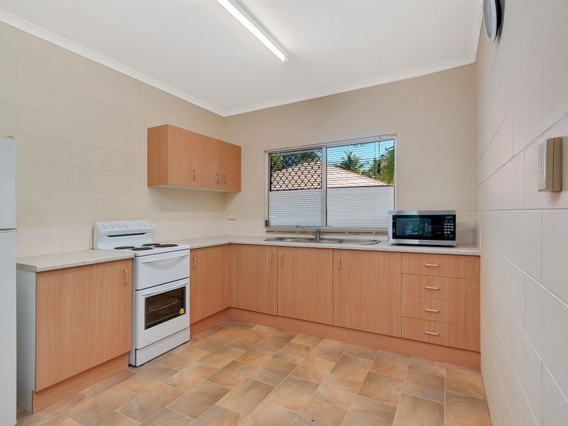 1/13-17 Oyster Court, Trinity Beach QLD 4879