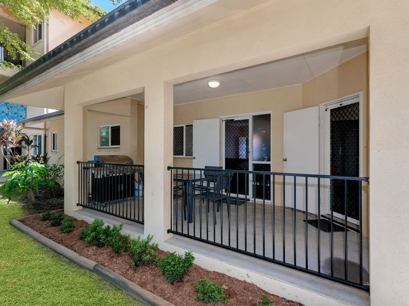 1/13-17 Oyster Court, Trinity Beach QLD 4879