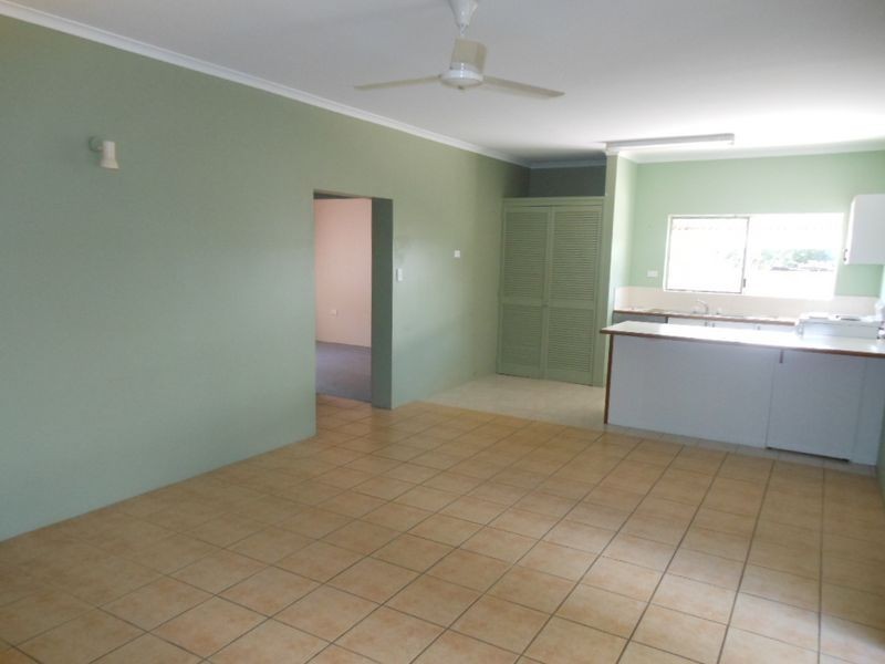 5/18 Rose Street, Westcourt QLD 4870