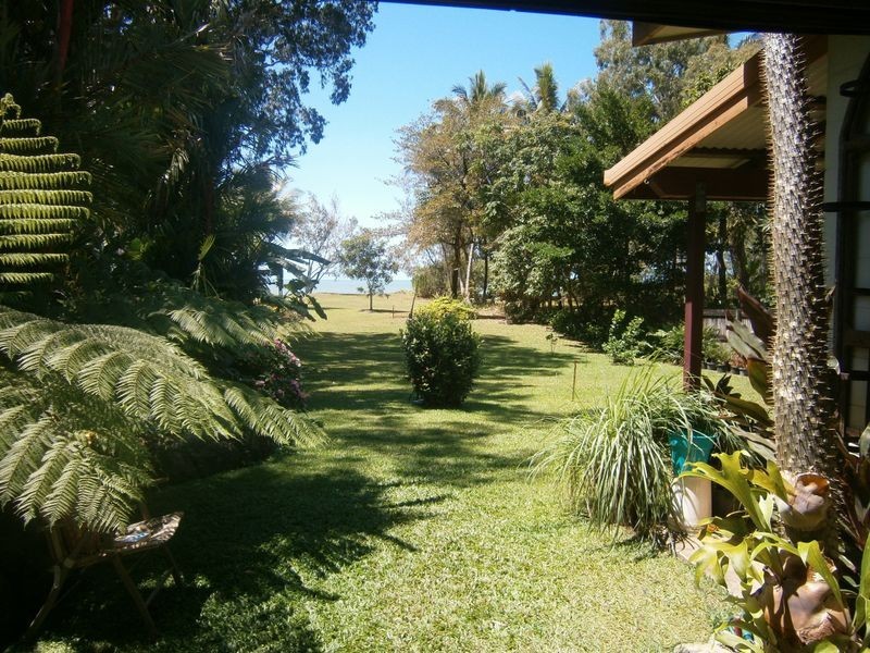 62 Evans Road, Bramston Beach QLD 4871