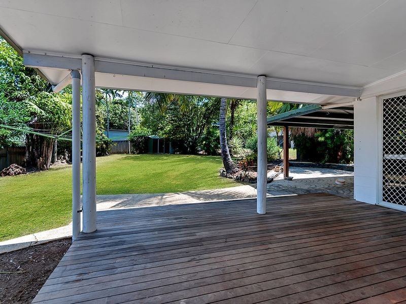 7 County Close, Smithfield QLD 4878