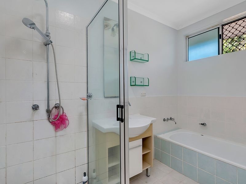 7 County Close, Smithfield QLD 4878