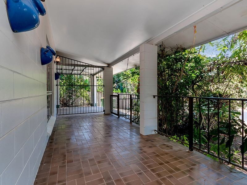 7 County Close, Smithfield QLD 4878