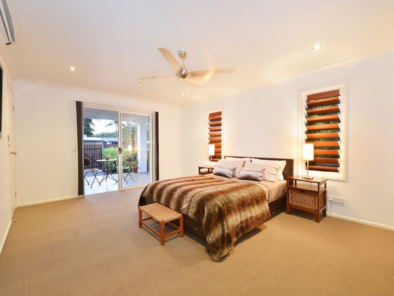 190 Greenslopes Street, Edge Hill QLD 4870