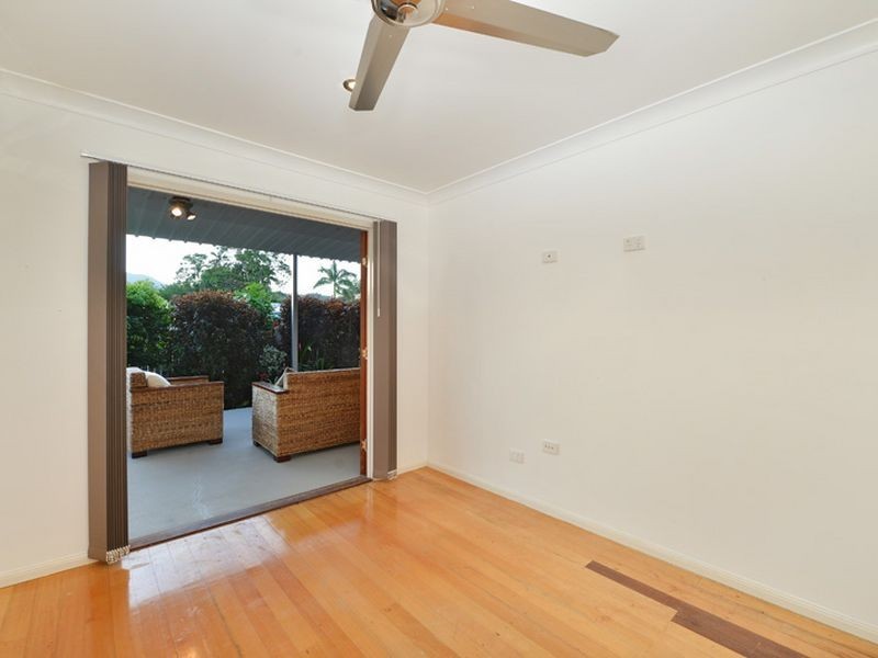 190 Greenslopes Street, Edge Hill QLD 4870