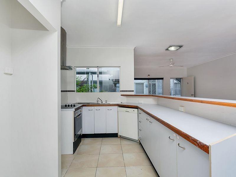 5/8 Rose Street, Westcourt QLD 4870