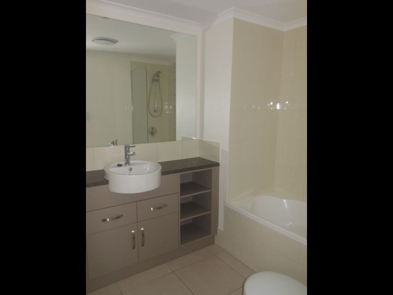17/9 McLean Street, Cairns North QLD 4870