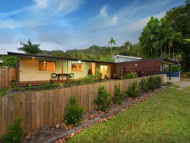 15 Avon Street, Stratford QLD 4870
