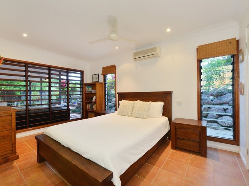 15 Avon Street, Stratford QLD 4870
