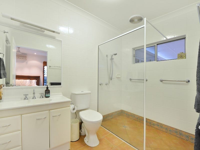 15 Avon Street, Stratford QLD 4870