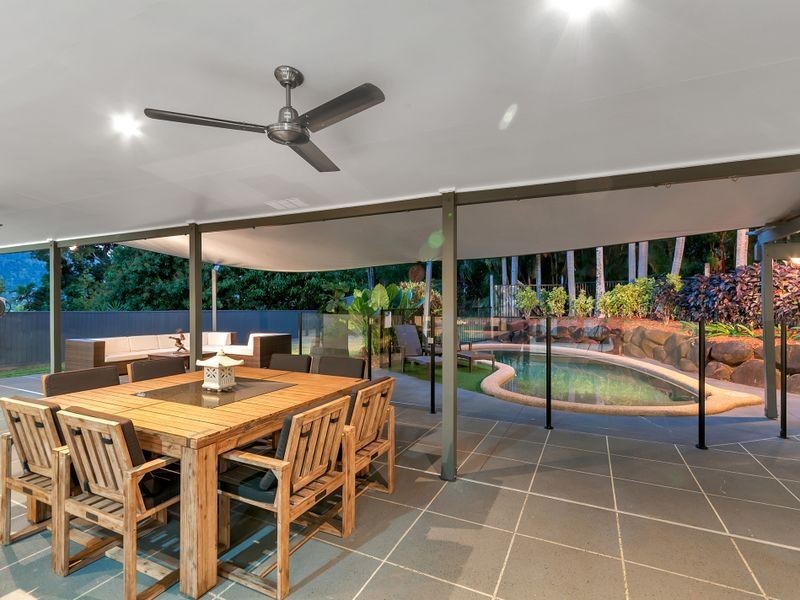 15 Curlewis Close, Brinsmead QLD 4870