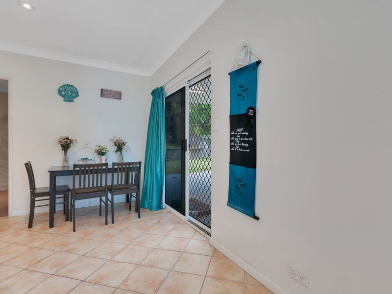 2 Goodfellow Ct, Mooroobool QLD 4870