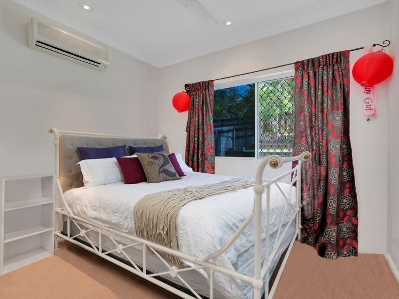 2 Goodfellow Ct, Mooroobool QLD 4870