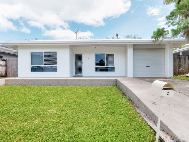 2 Goodfellow Ct, Mooroobool QLD 4870