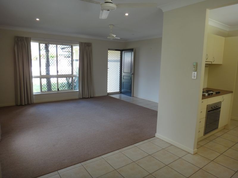 16 Messina Close, Kanimbla QLD 4870
