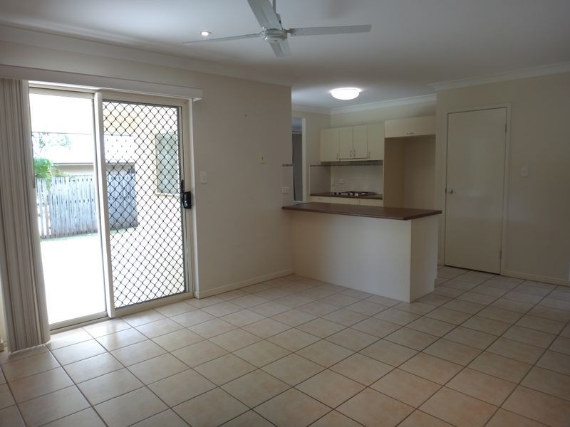 16 Messina Close, Kanimbla QLD 4870