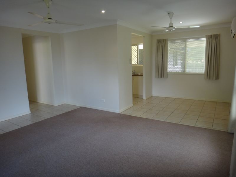 16 Messina Close, Kanimbla QLD 4870