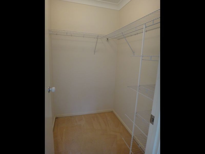 16 Messina Close, Kanimbla QLD 4870