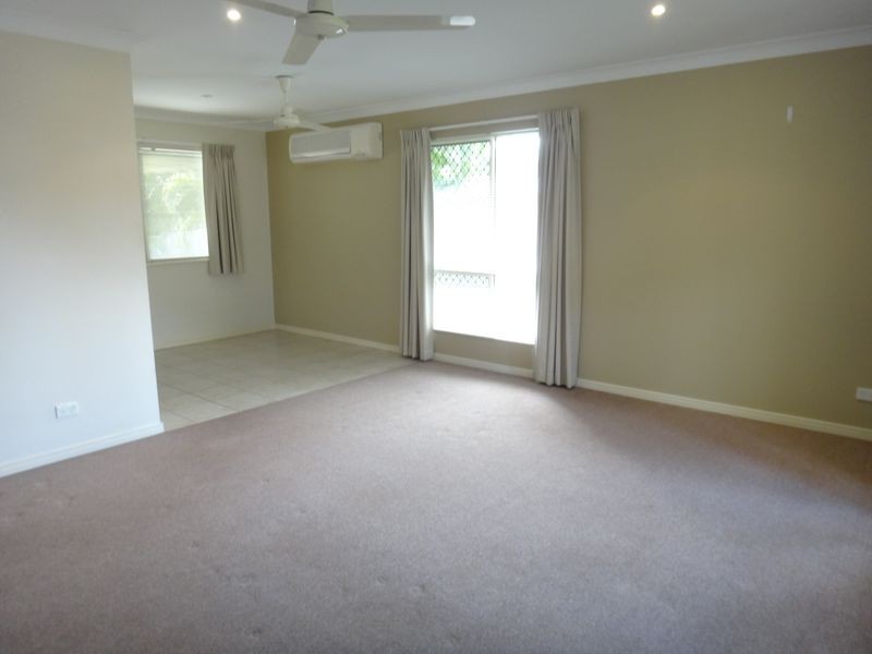 16 Messina Close, Kanimbla QLD 4870