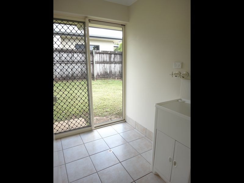 16 Messina Close, Kanimbla QLD 4870