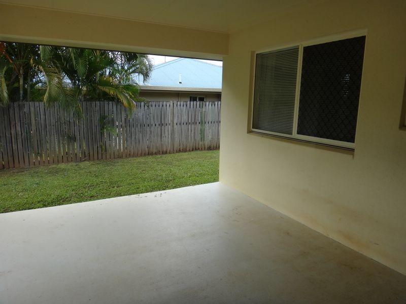 16 Messina Close, Kanimbla QLD 4870