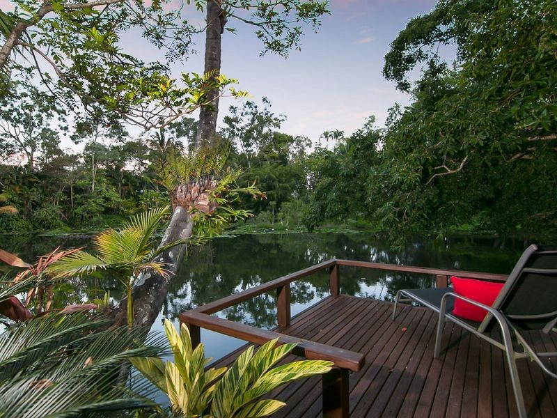 13-15 Griffiths Street, Manoora QLD 4870