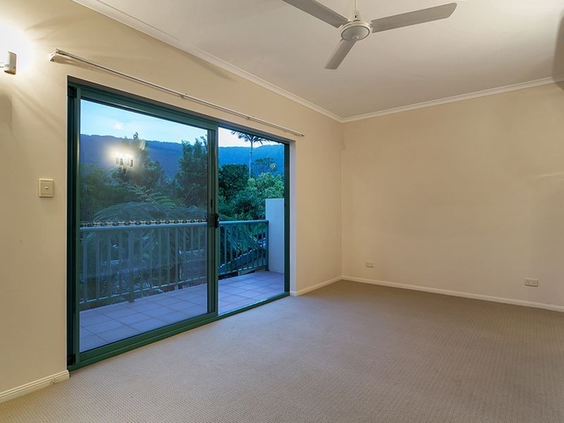 11 Green Avenue, Kewarra Beach QLD 4879