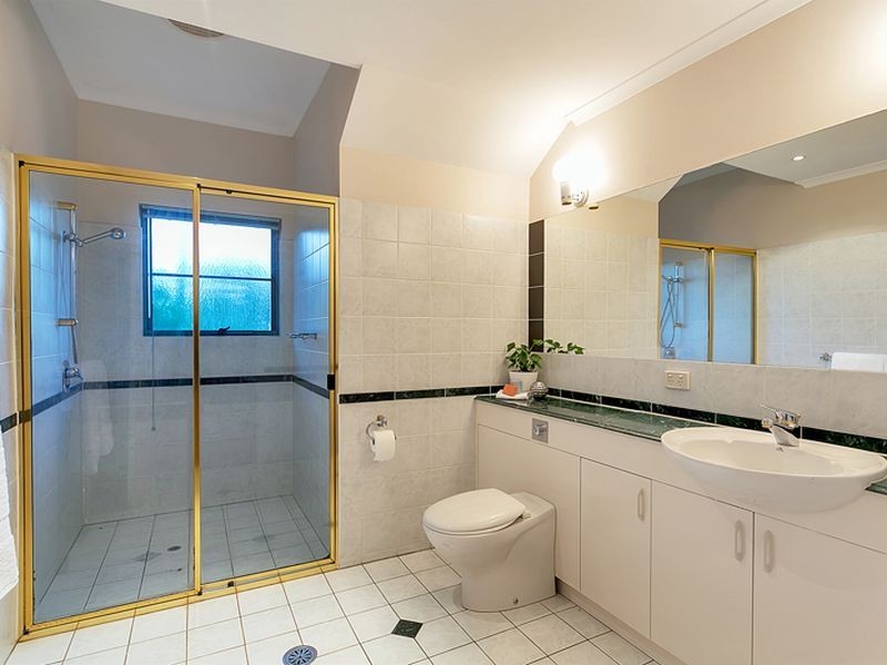 11 Green Avenue, Kewarra Beach QLD 4879